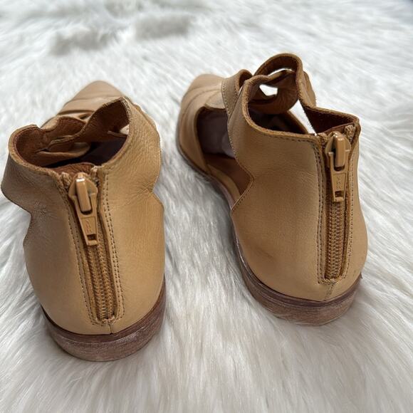 Free People Ivory Wanderlust Flat Sandal - Picture 6 of 10